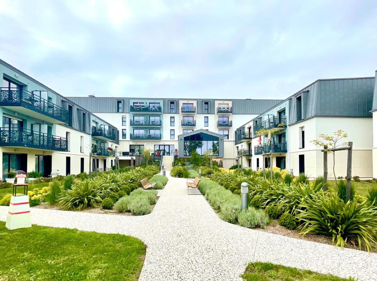 Domitys Les Fregates Aparthotel Les Sables-dʼOlonne Buitenkant foto